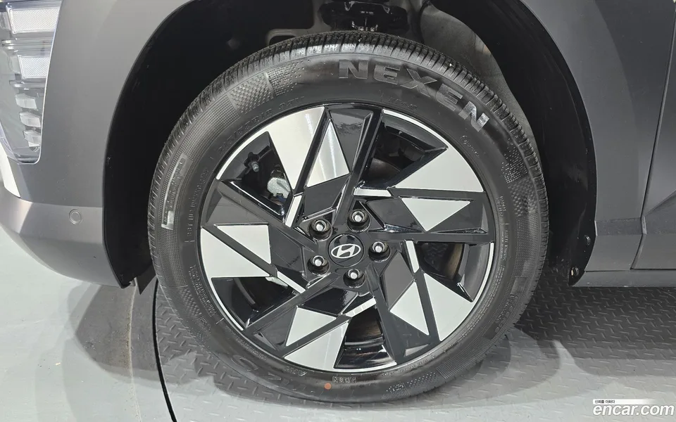 Hyundai Kona Hybrid 2024 — миниатюра 5