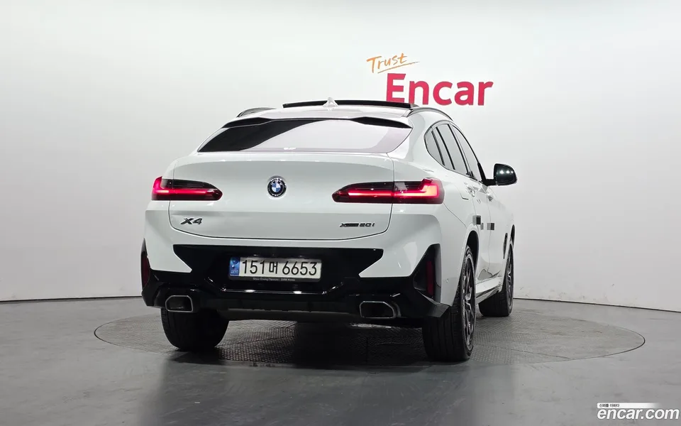 BMW X4 xDrive20i M 2023 — миниатюра 4