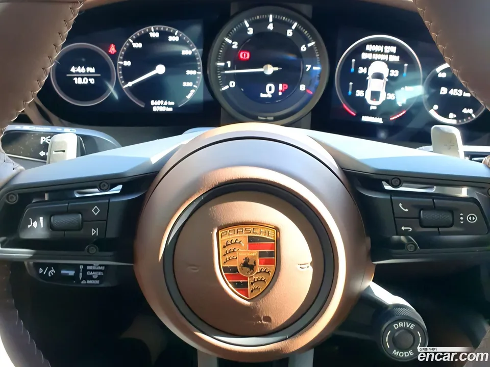 Porsche 911 (992) 4S 2024 — миниатюра 2