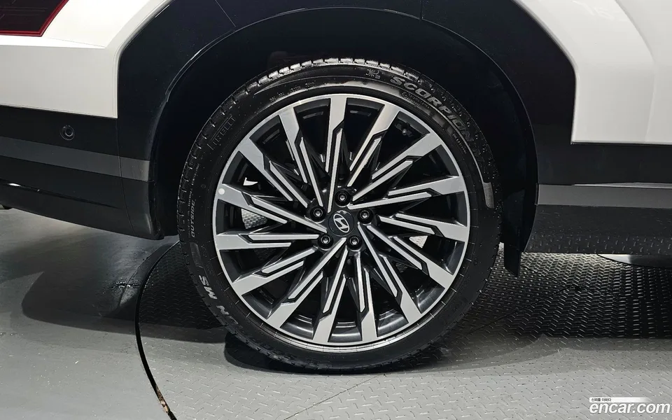 Hyundai SantaFe 2.5T 2WD 2024 — миниатюра 2
