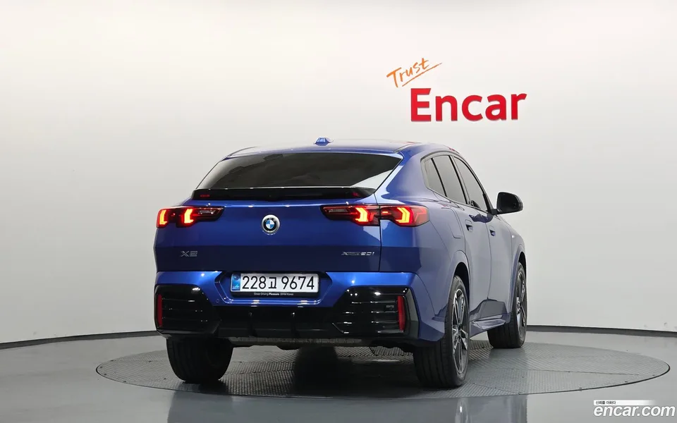 BMW X2 xDrive20i M 2025 — миниатюра 4