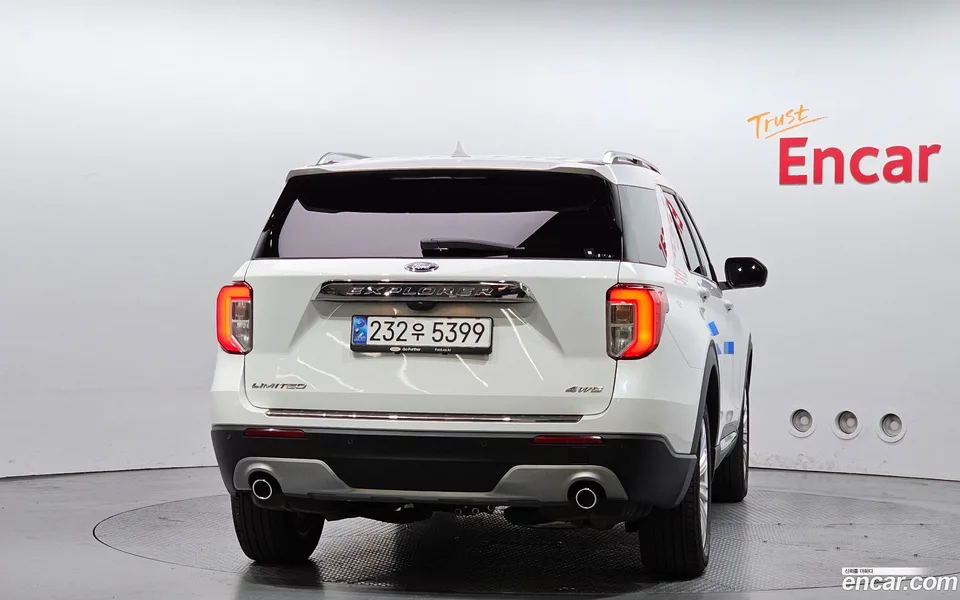 Ford Explorer 2.3 4WD 2023 — миниатюра 4