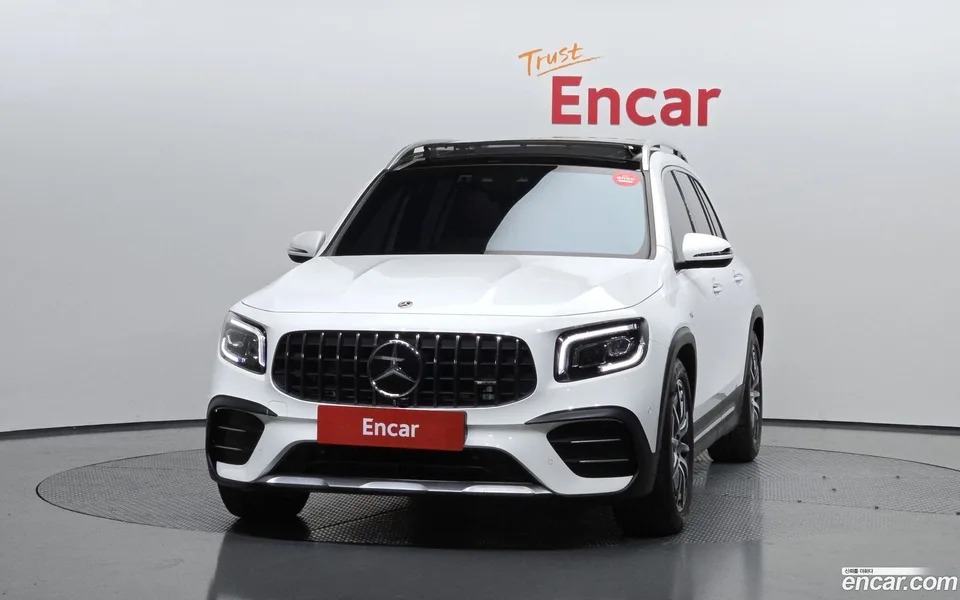 Mercedes-Benz GLB-Class AMG GLB35 4MATIC 2022 — миниатюра 3