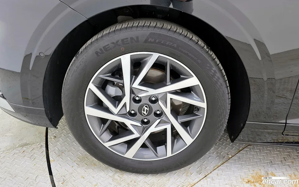 Hyundai Grandeur 2.5 2WD 2024 — миниатюра 2
