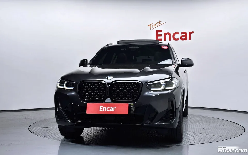 BMW X4 xDrive20i M 2023 — миниатюра 3