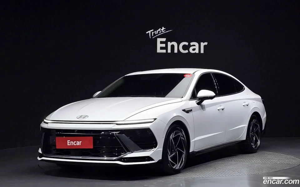 Hyundai Sonata The Edge Hybrid 2025 — фото 1, купить с доставкой в Москву