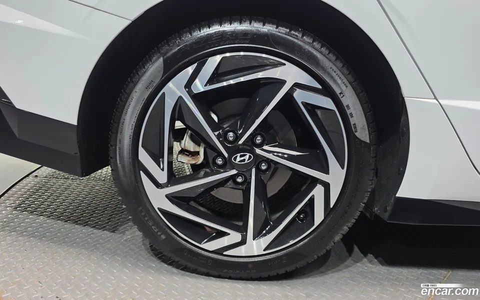 Hyundai Sonata The Edge 2.0 2024 — миниатюра 5