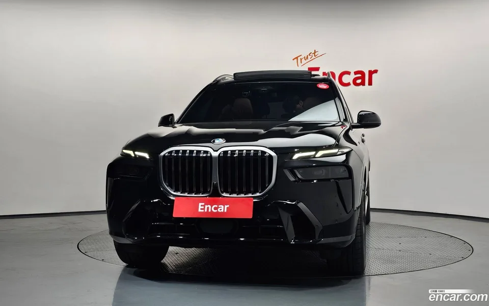 BMW X7 xDrive 40d M 7 2025 — миниатюра 3