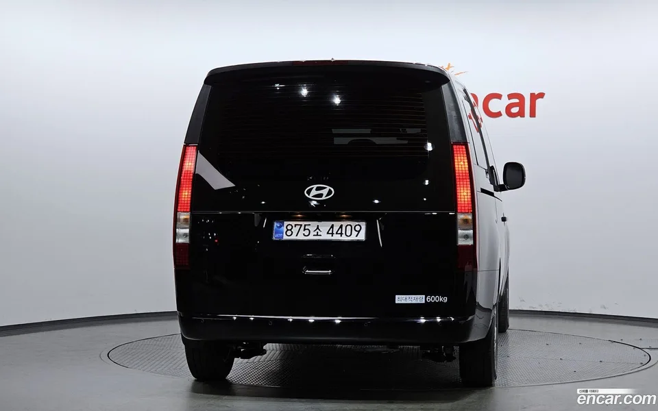 Hyundai Staria L3.5 5 2025 — миниатюра 4