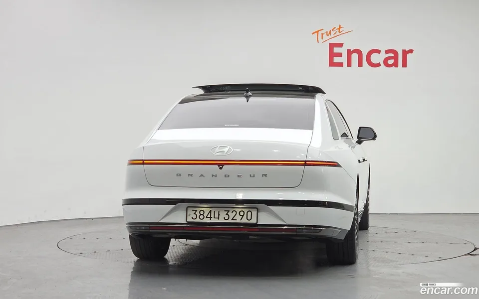 Hyundai Grandeur Hybrid 2023 — миниатюра 4