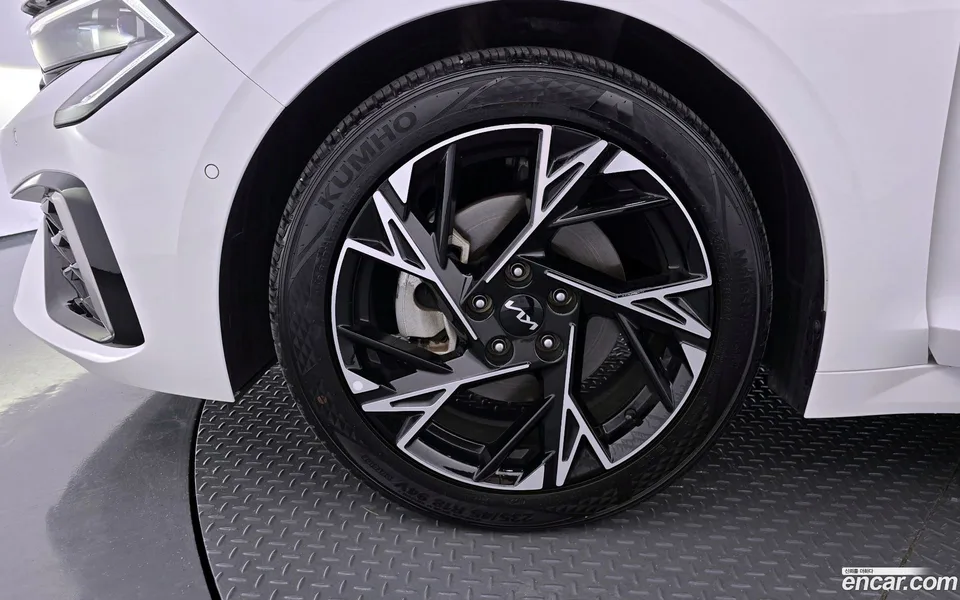 Kia K5 2.0 LPi 2024 — миниатюра 2