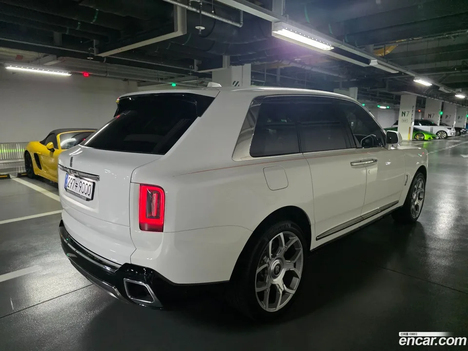 Rolls-Royce Cullinan 6.7 V12 2025 — миниатюра 2
