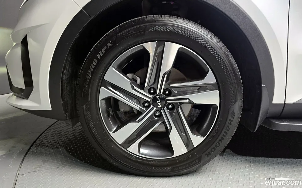 Kia Sorento HEV 1.6 2WD 2022 — миниатюра 5