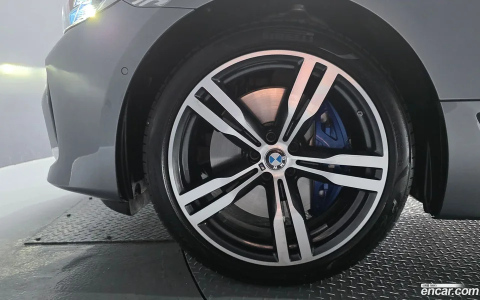 BMW 6 Series GT 630i xDrive M 2024 — миниатюра 5
