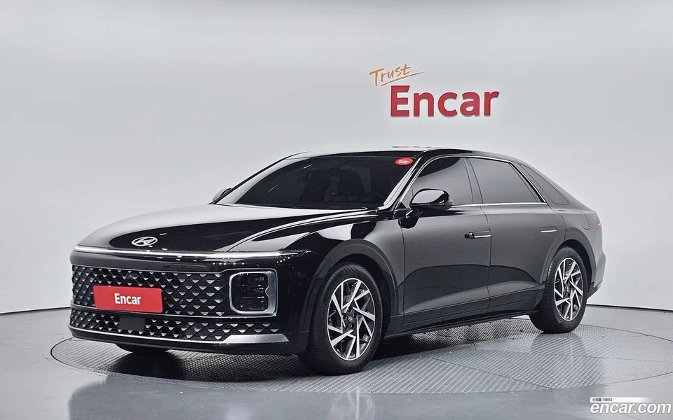 Hyundai Grandeur Hybrid 2023 — фото 1, купить с доставкой в Москву