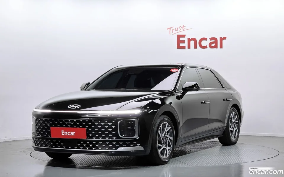 Hyundai Grandeur 2.5 2WD 2023 — фото 1, купить с доставкой в Москву