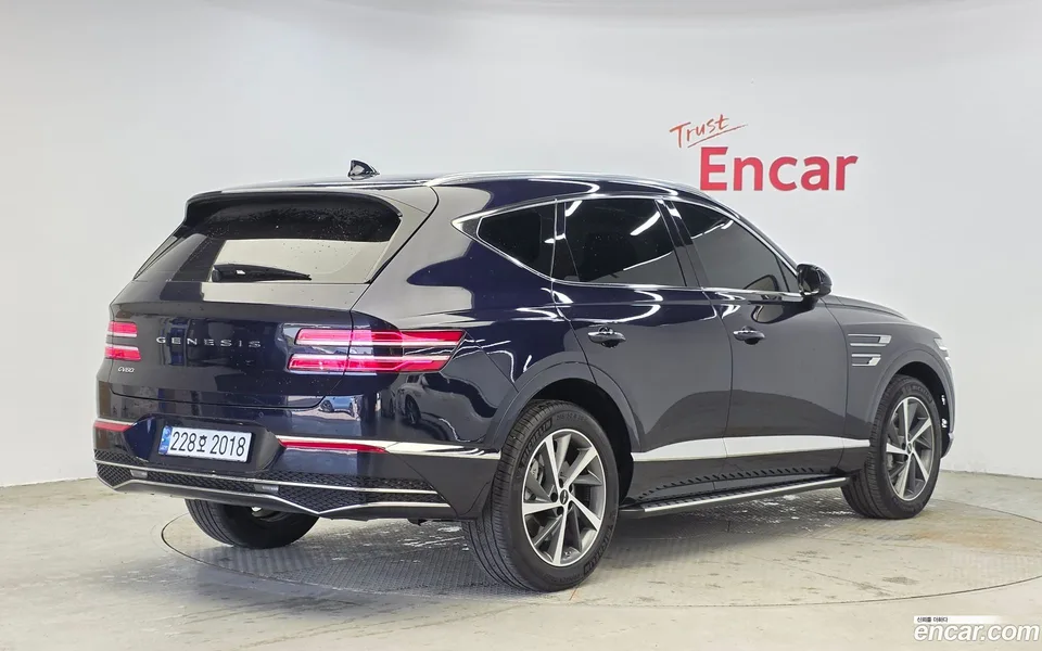 Genesis GV80 2.5T 2WD 2024 — миниатюра 2