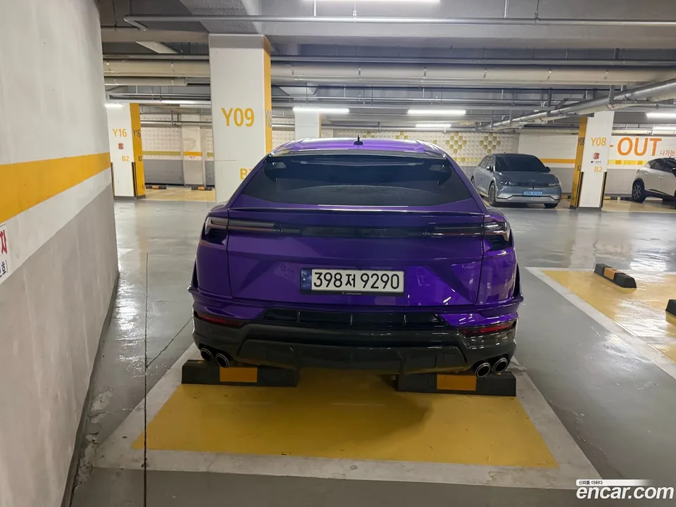 Lamborghini Urus 4.0 V8 2023 — миниатюра 4