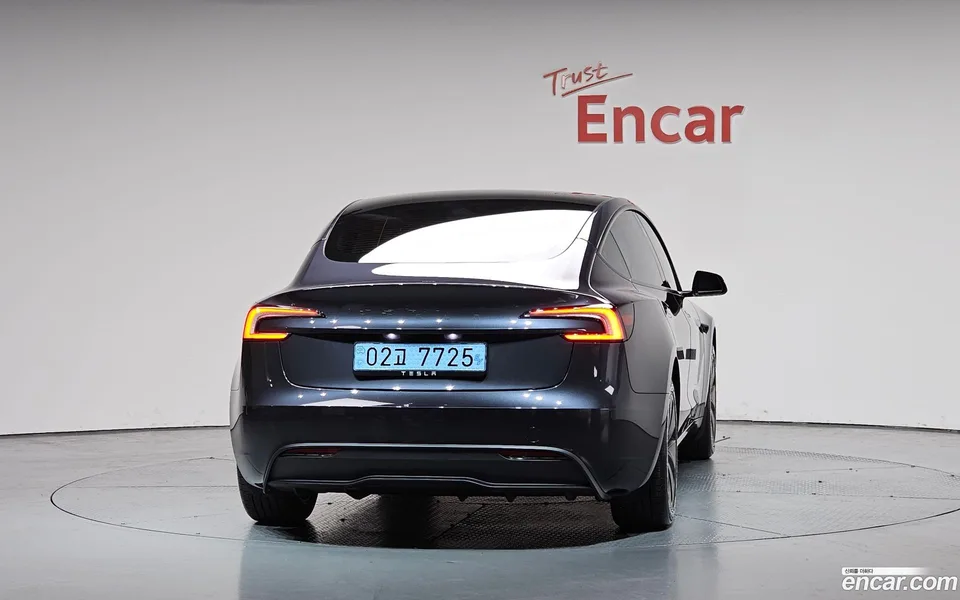 Tesla Model 3 RWD 2026 — миниатюра 4