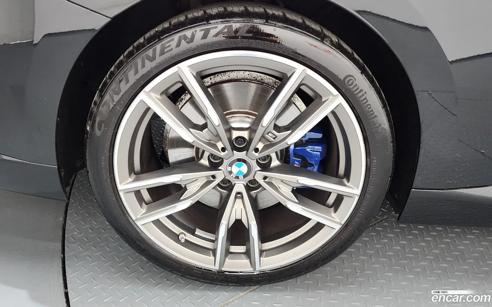 BMW 2 Series M240i xDrive 2023 — миниатюра 5