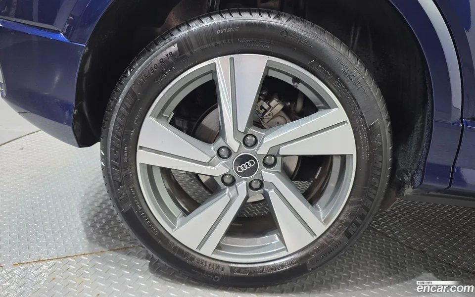 Audi Q2 35 TDI 2023 — миниатюра 5