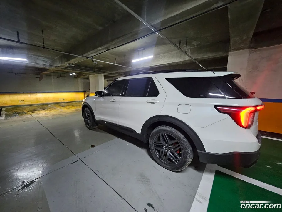 Ford Explorer 2.3 ST- 4WD 2025 — миниатюра 4