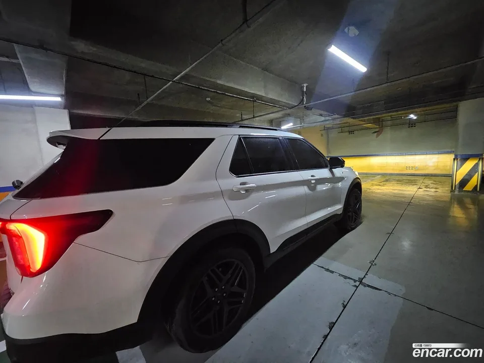 Ford Explorer 2.3 ST- 4WD 2025 — миниатюра 5
