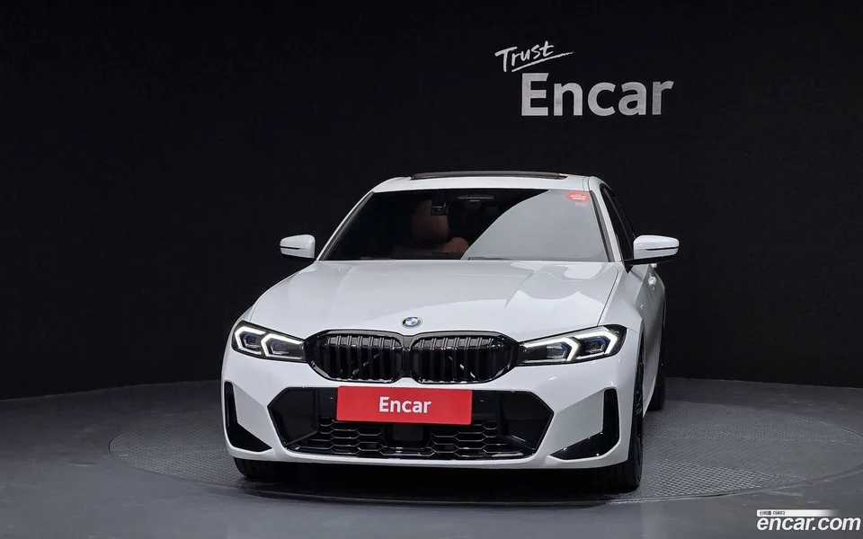 BMW 3 Series 320i M 2024 — миниатюра 3