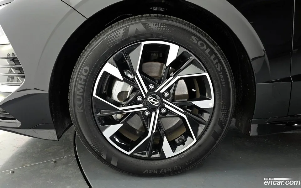 Hyundai Sonata The Edge 2.0 2023 — миниатюра 2