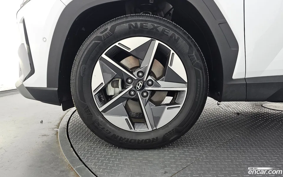 Hyundai Tucson NX4 1.6 2WD 2024 — миниатюра 2