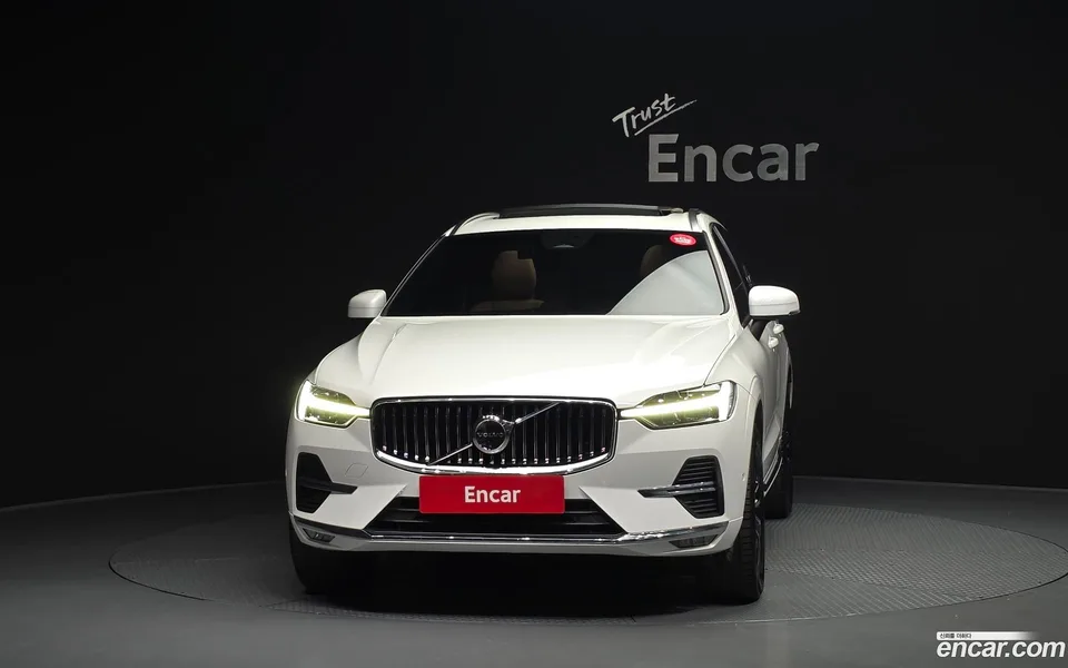 Volvo XC60 B5 2023 — миниатюра 3