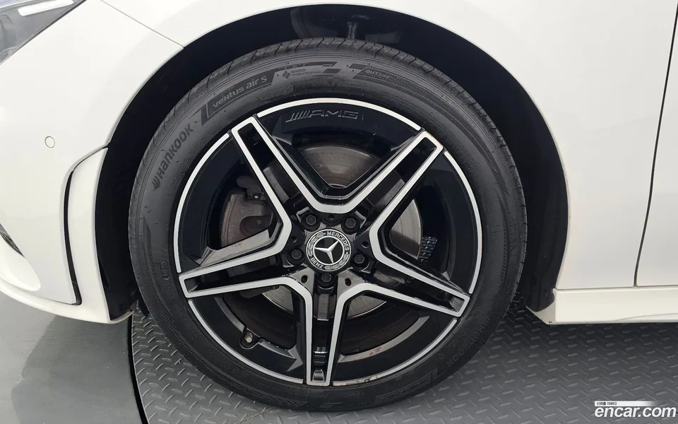 Mercedes-Benz CLA-Class CLA250 4MATIC 2022 — миниатюра 5