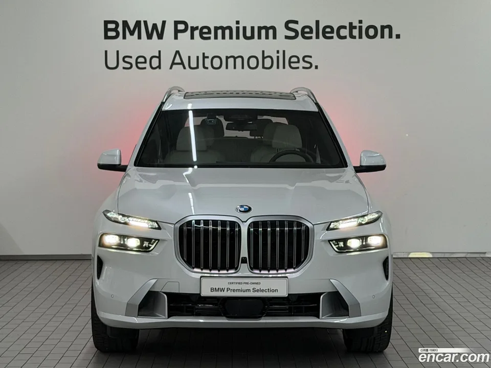 BMW X7 xDrive 40i 6 2025 — миниатюра 3