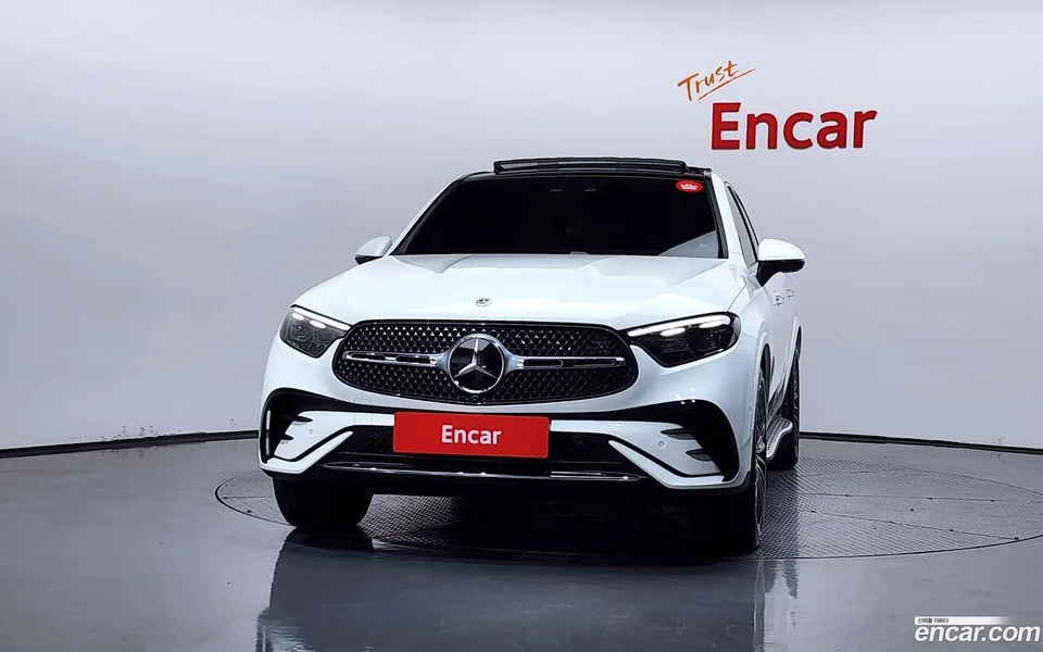 Mercedes-Benz GLC-Class GLC300 4MATIC 2025 — миниатюра 3
