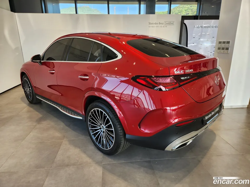 Mercedes-Benz GLC-Class GLC300 4MATIC 2025 — миниатюра 3