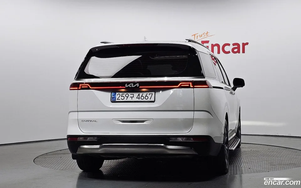 Kia Carnival 7 2023 — миниатюра 4