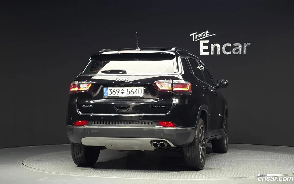 Jeep Compass 2.4 AWD 2022 — миниатюра 4