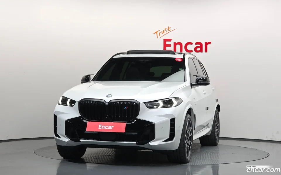 BMW X5 xDrive 50e M 2024 — миниатюра 3
