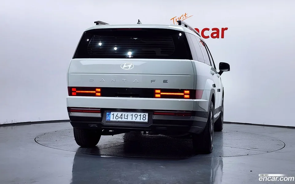 Hyundai SantaFe HEV 1.6 2WD 2024 — миниатюра 4