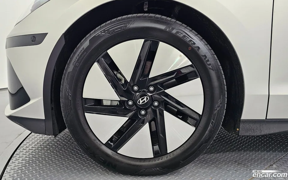 Hyundai Ioniq 6 AWD 2023 — миниатюра 2