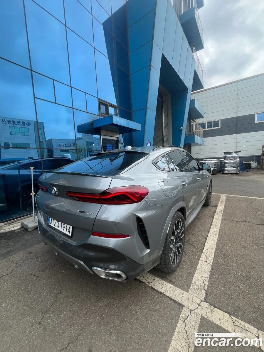 BMW X6 xDrive40i M 2025 — миниатюра 2