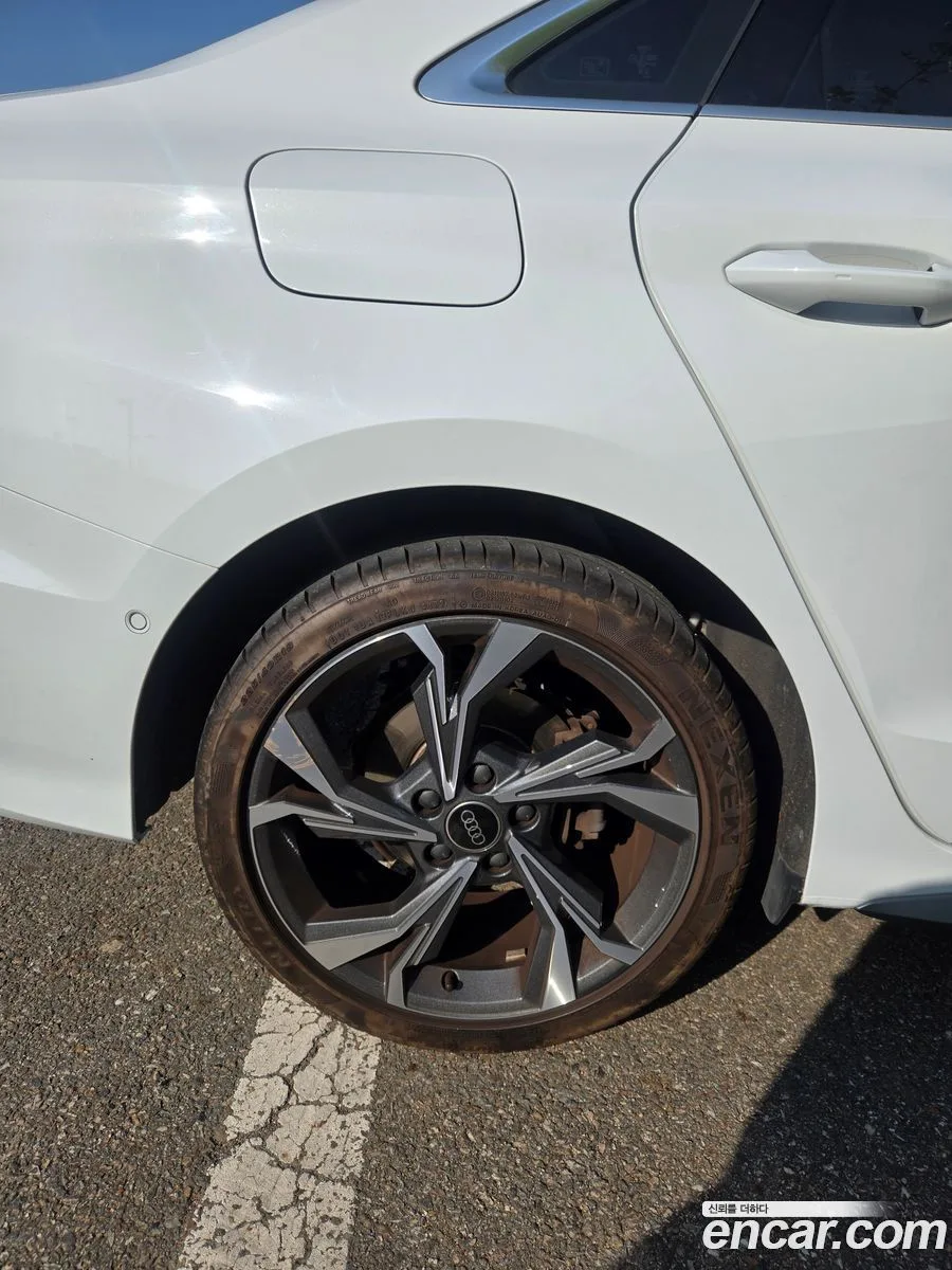 Audi A3 (8Y) 40 TFSI 2023 — миниатюра 2
