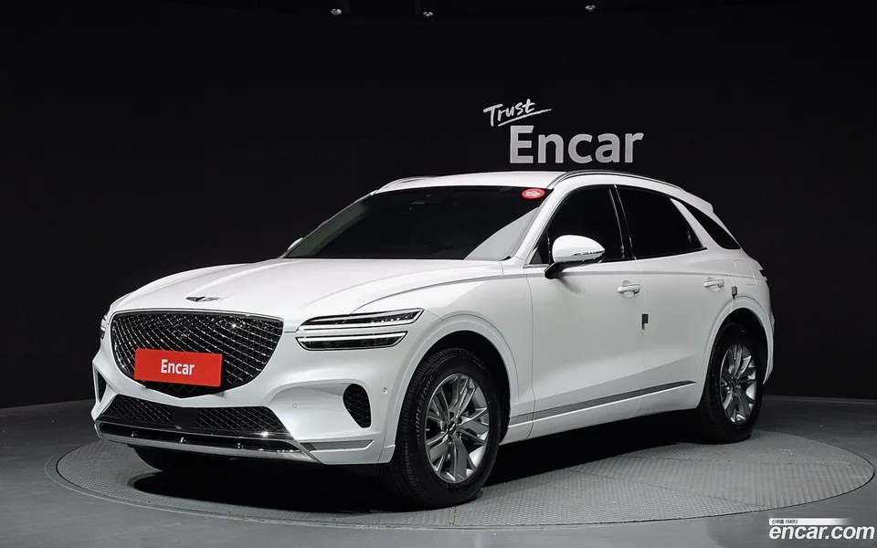 Genesis GV70 2.5T AWD 2023 — фото 1, купить с доставкой в Москву