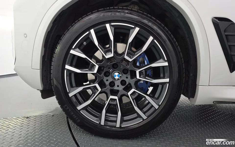 BMW X5 xDrive 30d M 2025 — миниатюра 2