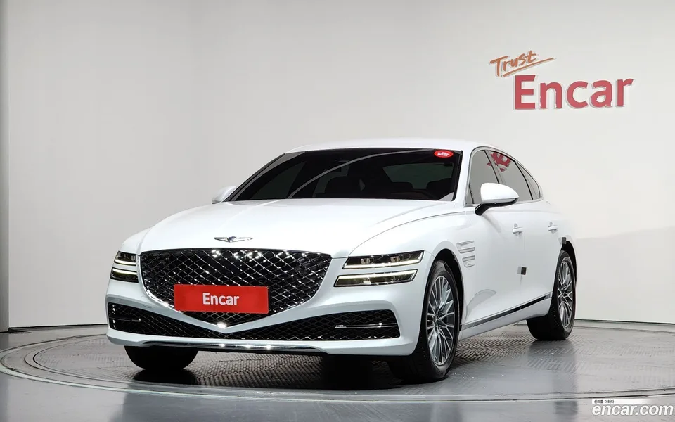 Genesis G80 2.5 2WD 2023 — фото 1, купить с доставкой в Москву