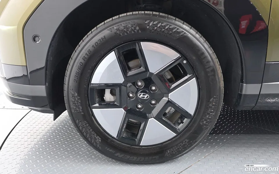 Hyundai SantaFe HEV 1.6 2WD 2024 — миниатюра 2