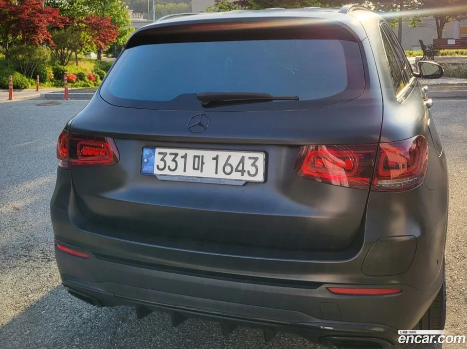 Mercedes-Benz GLC-Class GLC300e 4MATIC 2022 — миниатюра 3