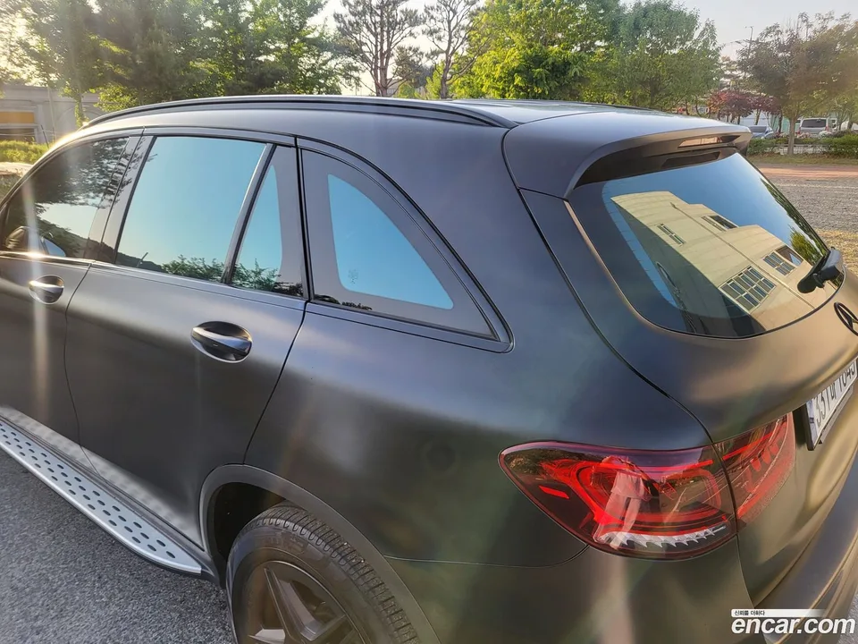 Mercedes-Benz GLC-Class GLC300e 4MATIC 2022 — миниатюра 4