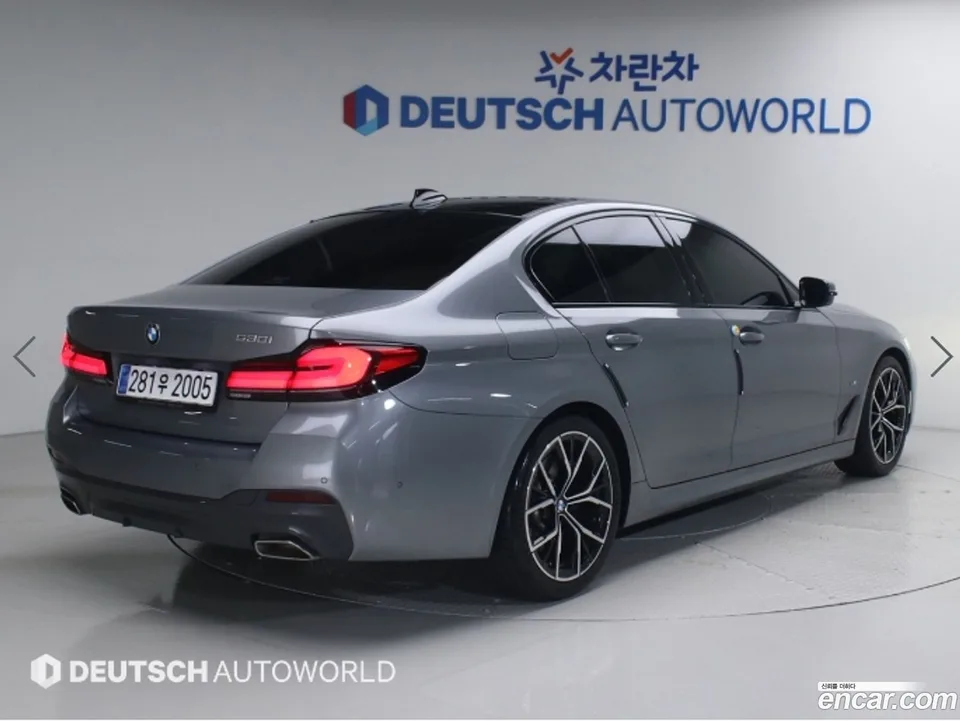 BMW 5 Series 530i M 2023 — миниатюра 2