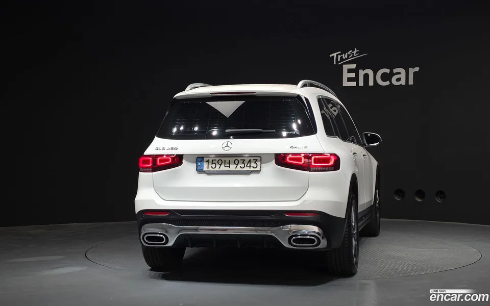 Mercedes-Benz GLB-Class GLB250 4MATIC 2022 — миниатюра 4